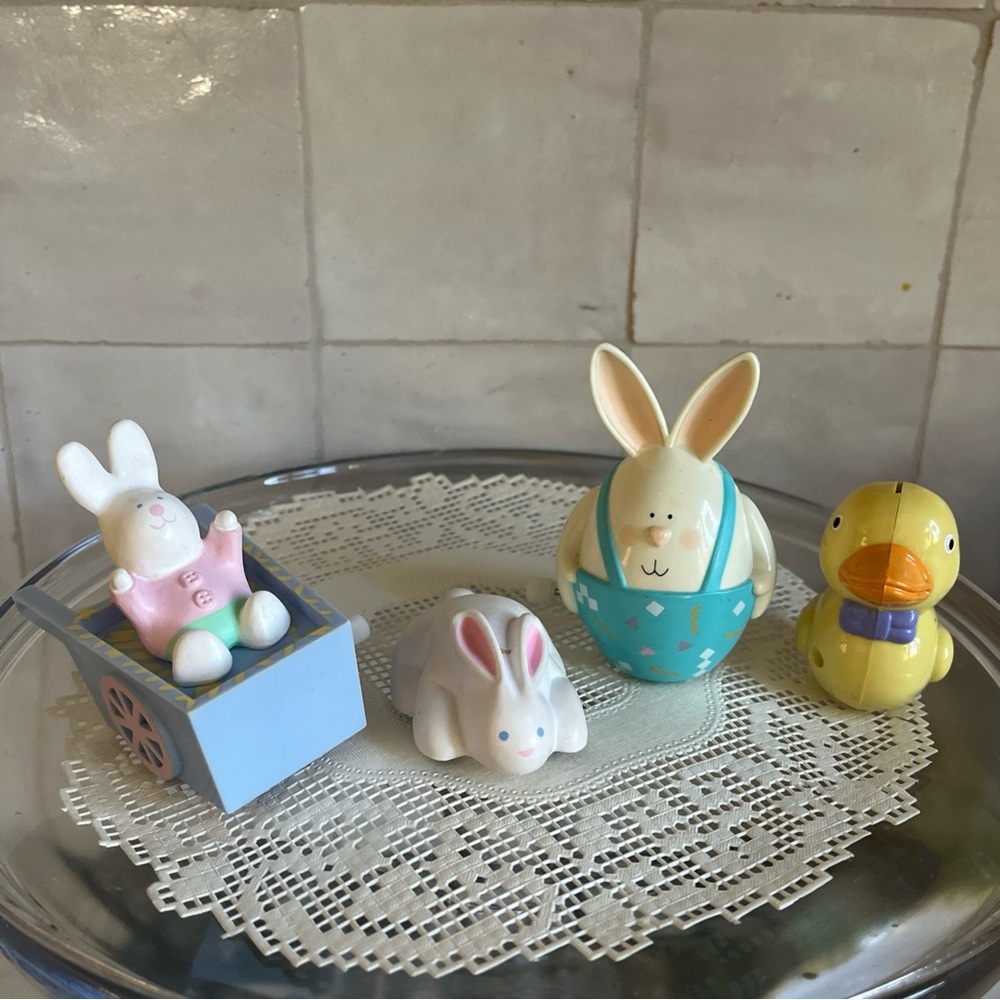 Vintage Hallmark Easter Wind Up Toys bunnies
